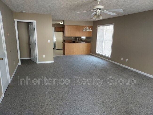 Building Photo - 1507 Summerplace Dr