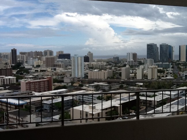 Foto del edificio - 1025 Wilder Ave