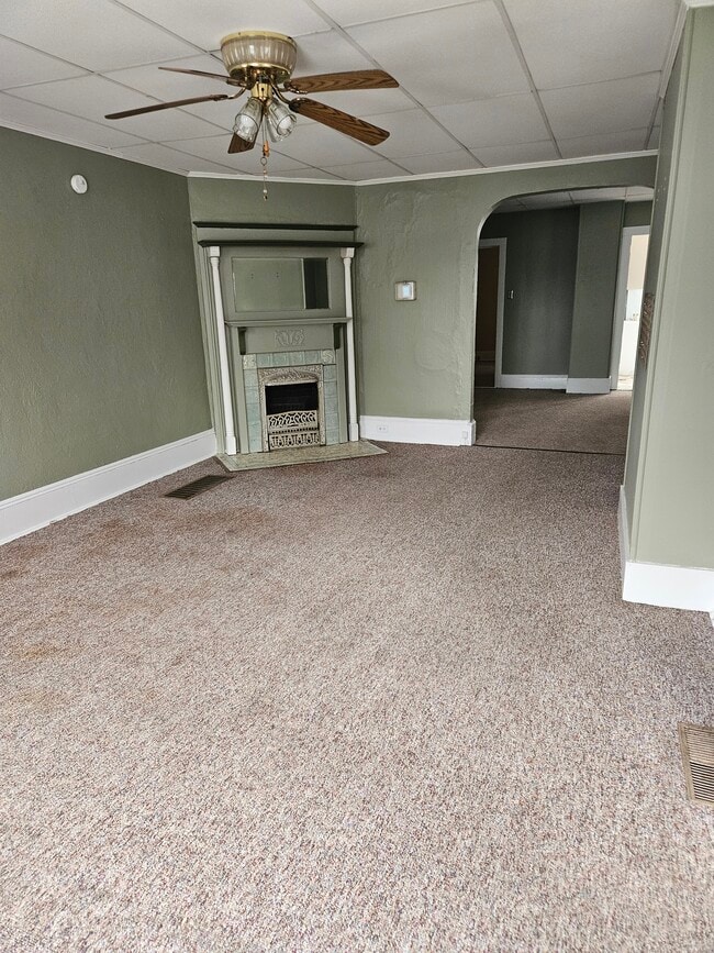 living room - 426 W Front St