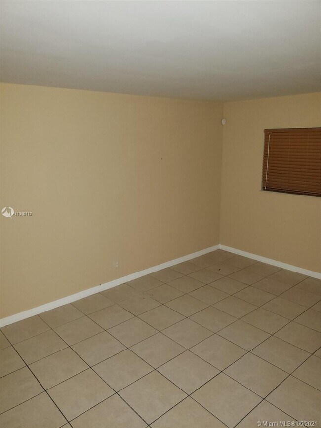 Building Photo - 2860 NW 55th Ave