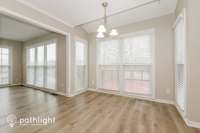 Foto del edificio - 5616 W 158th Terrace, Overland Park, KS, 6...