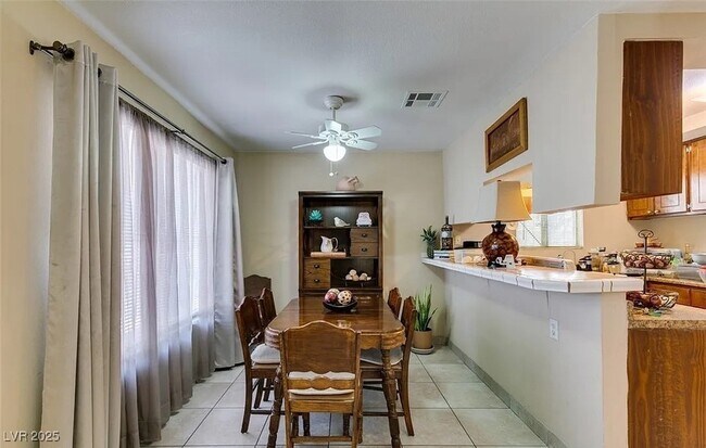 Foto del edificio - 6932 Kilgore Dr