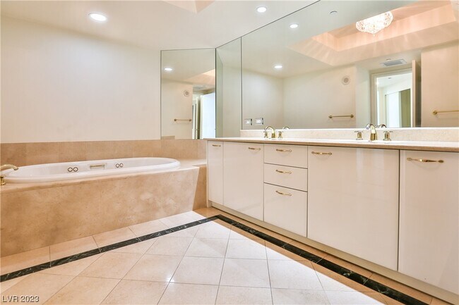 Foto del edificio - 2877 Paradise Rd