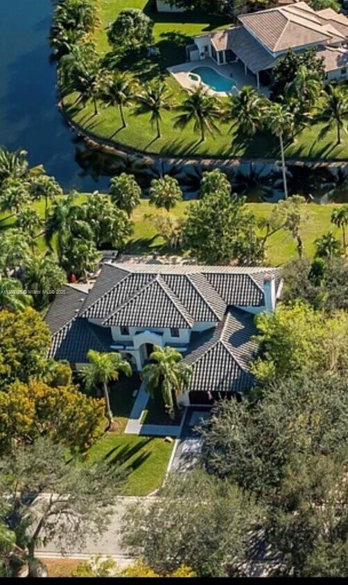 Foto del edificio - 10412 NW 6th Ct