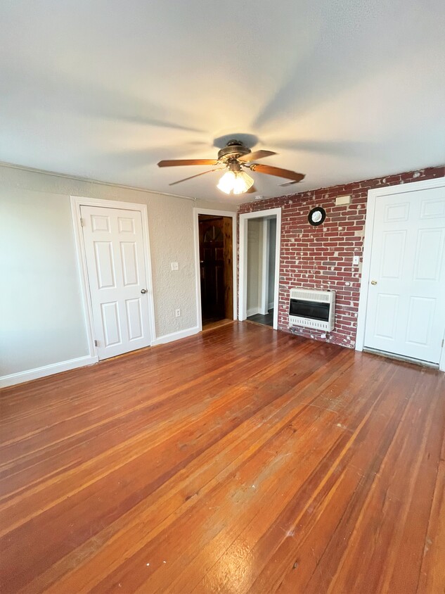 Foto principal - 207 K St