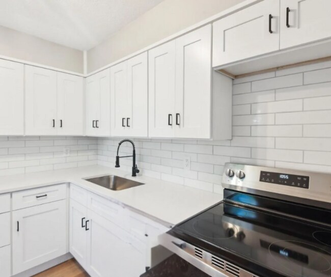 Foto del edificio - 5134 Cato St