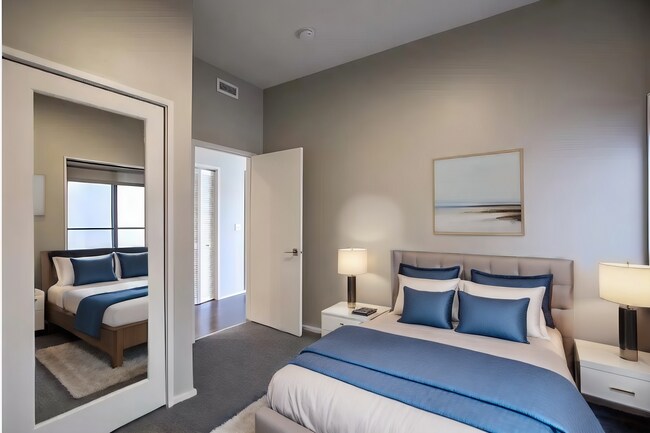 Interior Photo - Gillham Park Row- Modern Living in Historic Hyde Park!