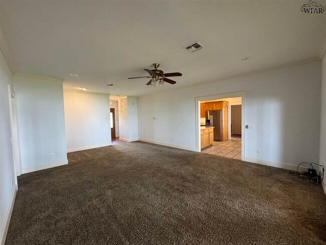 Foto del edificio - 609 Shoreline Dr