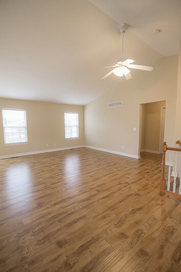 Building Photo - 541 Southampton Dr