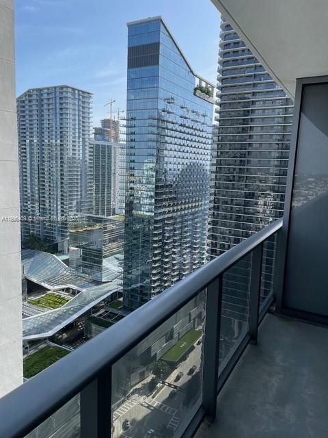 Foto principal - 55 SW 9th St