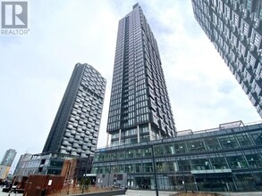 Building Photo - 1 Quarrington Ln