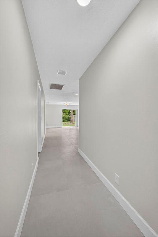 Foto del edificio - 1135 Staghorn St