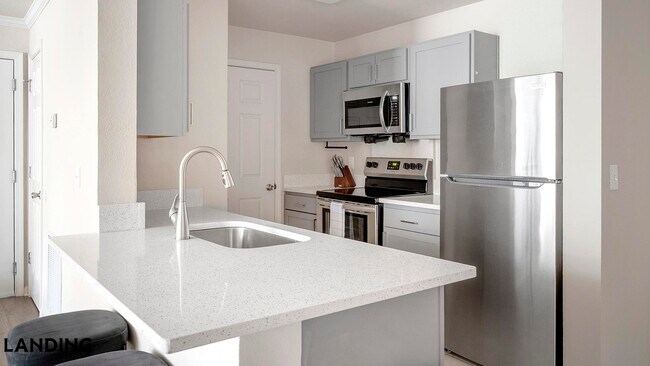 Foto del edificio - 210 Hillwood Blvd