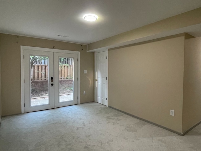 Building Photo - 10540 Assembly Dr