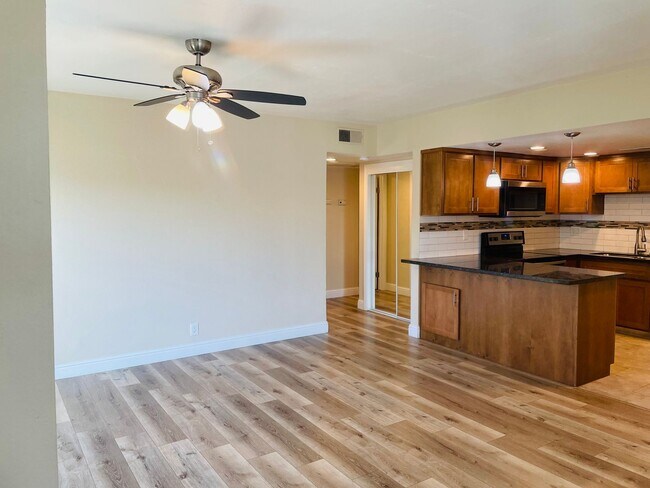 Foto del edificio - 7417 Tierra Way