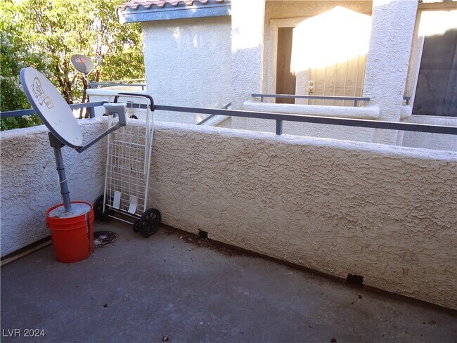 Foto del edificio - 3087 Key Largo Dr