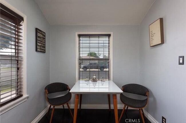 Foto del edificio - 5643 Ashworth St