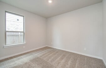 Building Photo - 28511 Eli Eagle St