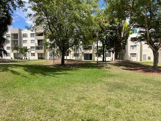 Foto del edificio - 8006 SW 149th Ave