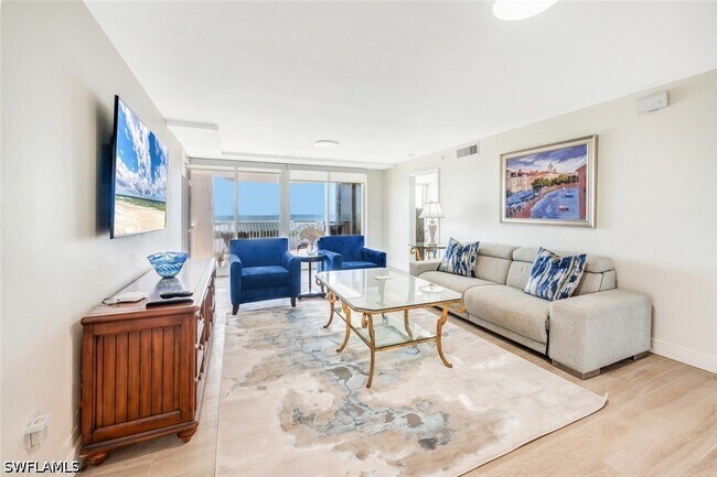 Foto del edificio - 6849 Grenadier Blvd