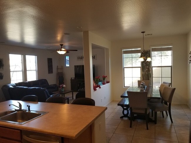 Foto del edificio - 20606 W Lost Creek Dr