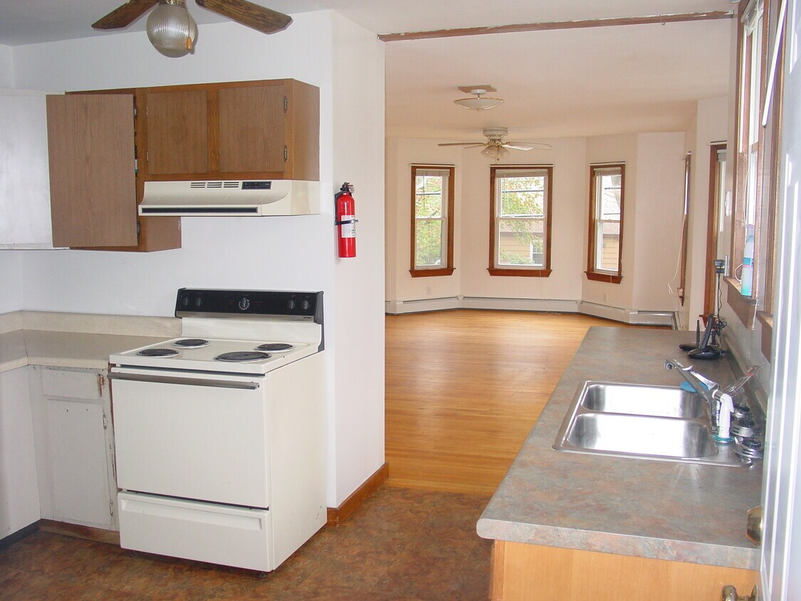 130 Bridgton Rd Unit 2nd floor, Westbrook, ME 04092 Apartments in