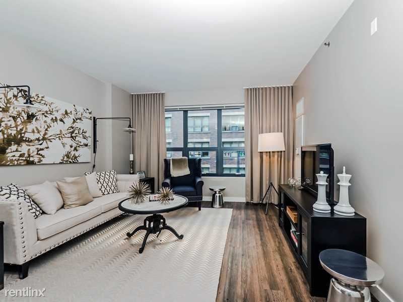 Foto principal - 1164 W Madison St