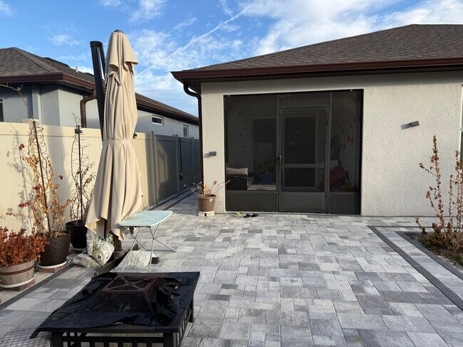 Foto del edificio - 30152 Skylark Dr