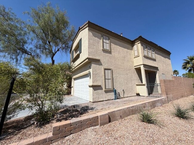 Building Photo - 8304 Strawberry Spring St