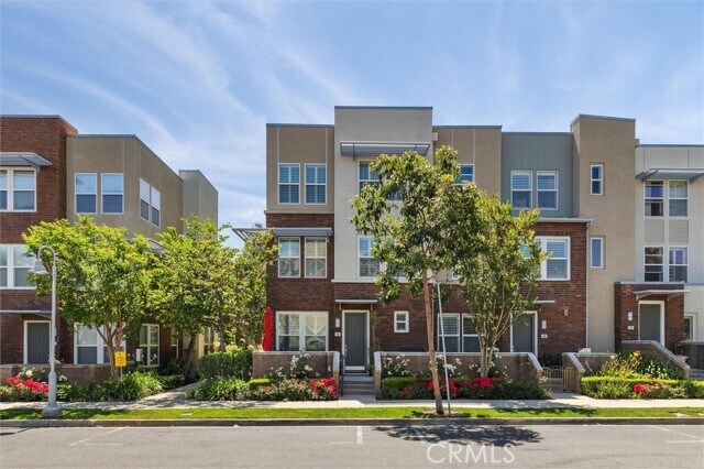 Foto principal - 45 Brownstone Way