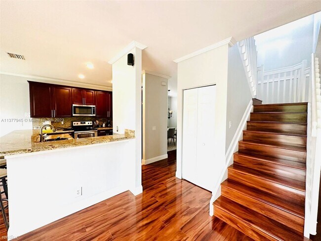 Building Photo - 4 br, 2.5 bath House - 4214 Sabal Ridge Cir
