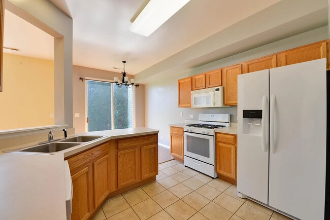 Building Photo - 3241 Pensbury Ct