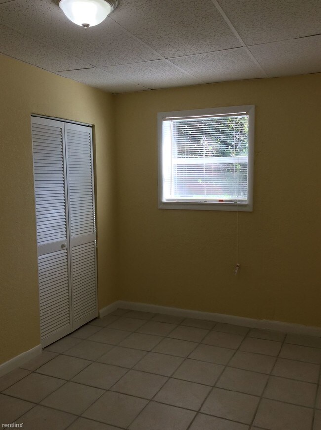 Foto del edificio - 8301 NW 1st Ave