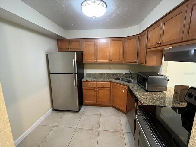 Foto del edificio - 2650 Coconut Bay Ln