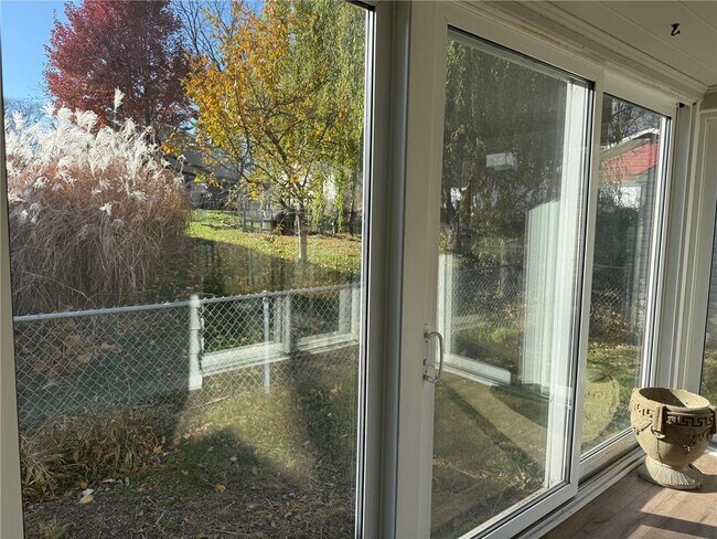 Foto del edificio - 2910 Vernon Ave S