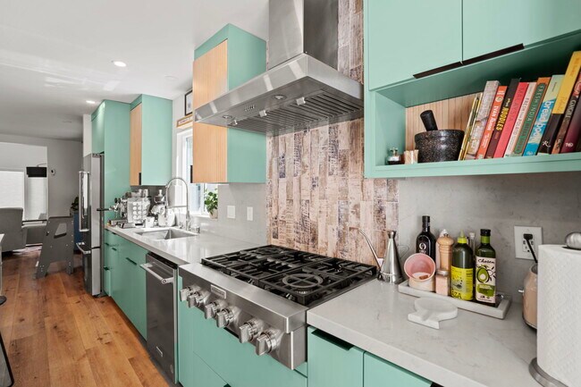 cocina - 11038 Blix St