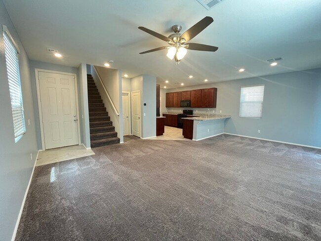 Foto del edificio - 3 bedroom, 3 bathroom home located in the ...