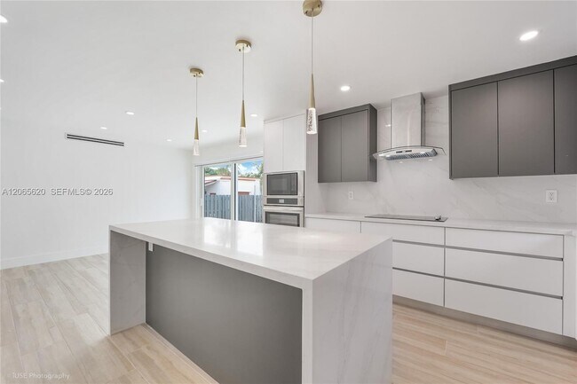 Foto del edificio - 1654 SW 18th Ave