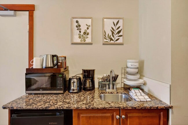 Building Photo - 170 Kananaskis Way