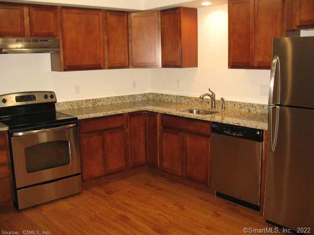 Primary Photo - 41 Grand St