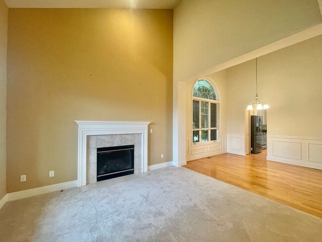 Building Photo - Charming Home in quiet Sunset Landing Comm...