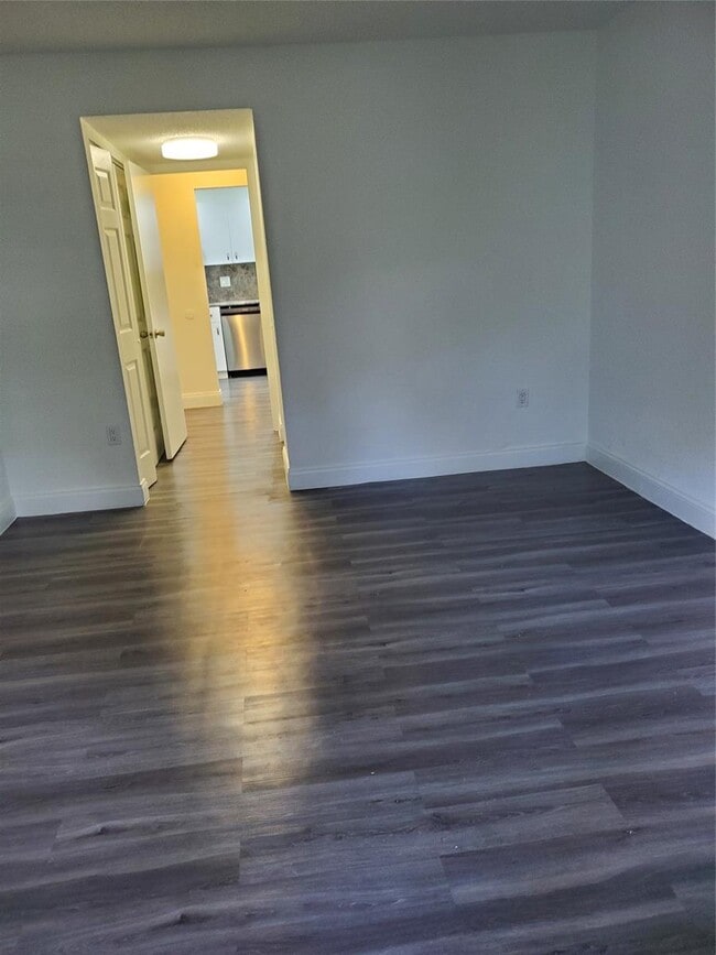 Building Photo - 4205 N University Dr