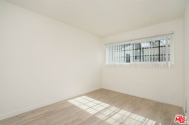 Foto del edificio - 2448 Boulder St