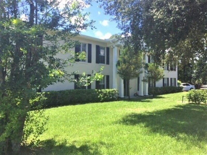 Building Photo - Charming 2 Bed 1 Bath Apartment in DeLand FL