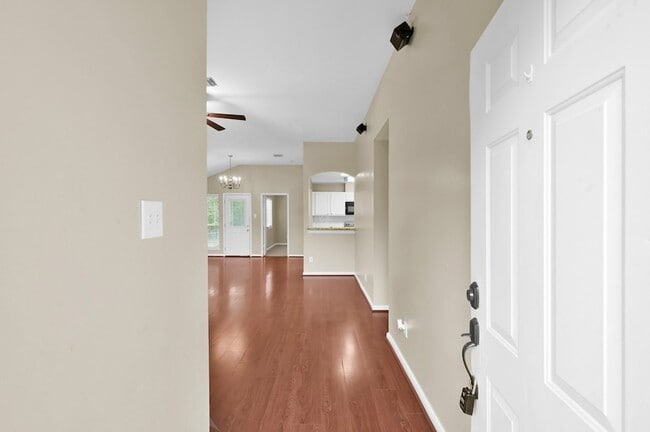 Foto del edificio - 506 Paradise Ln