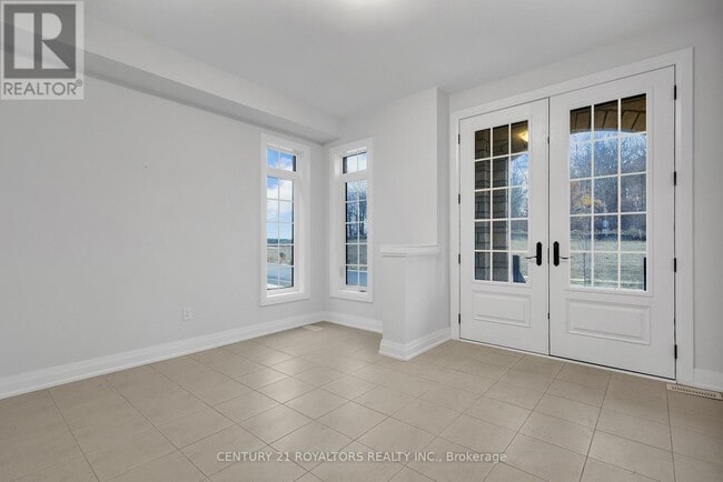 Building Photo - 1287 Upper Thames Dr