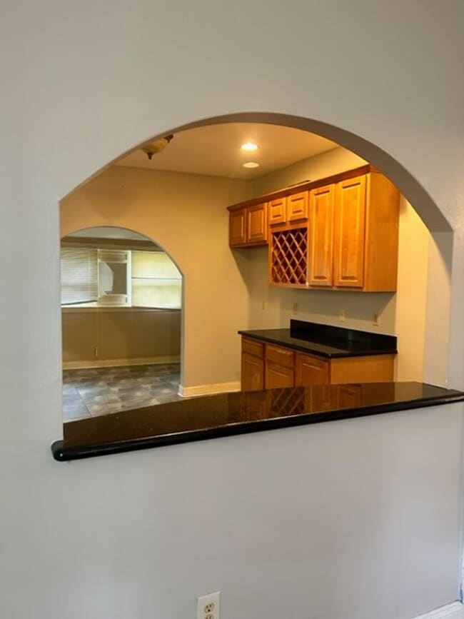 Building Photo - Adorable Gentilly Single Family 2 bedroom ...