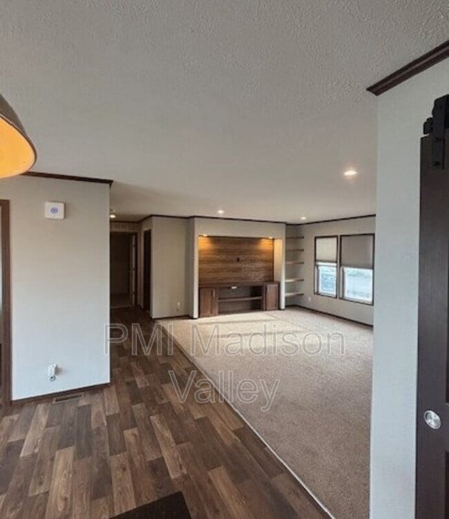 Foto del edificio - 707 Washington St