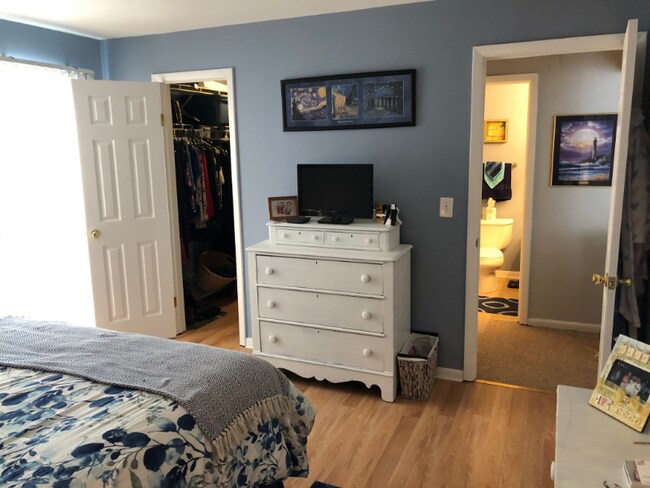 Foto del edificio - 304 N Carter St