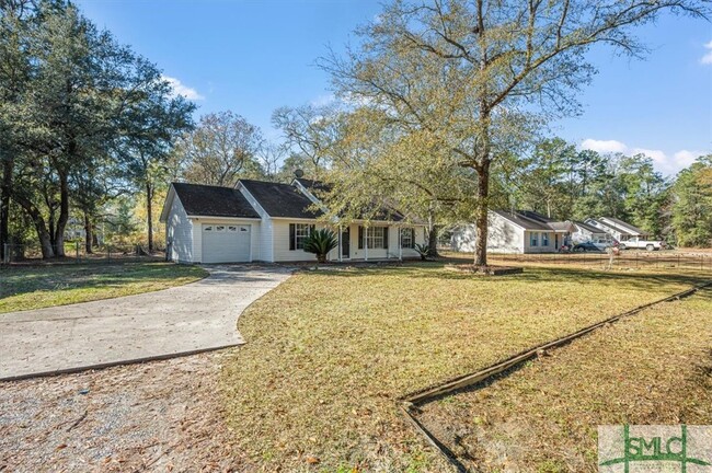 Building Photo - 479 Archer Rd